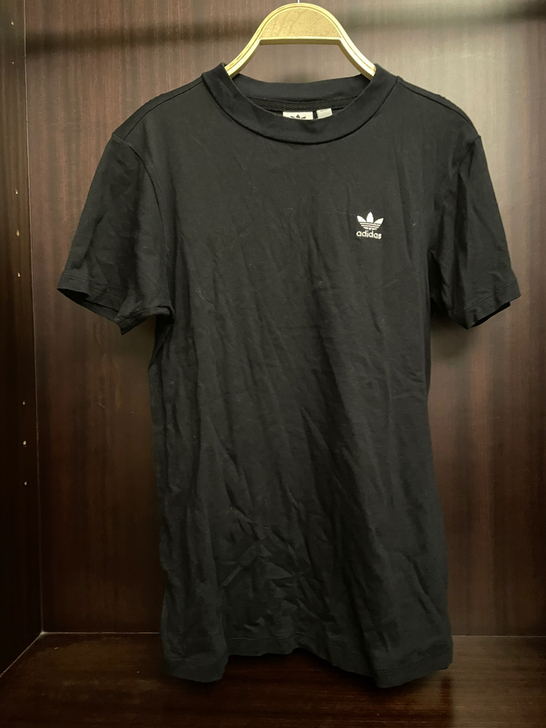 adidast恤