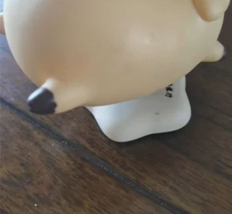 七龙珠人物手办,及可旋转带音乐的玩偶。 二...