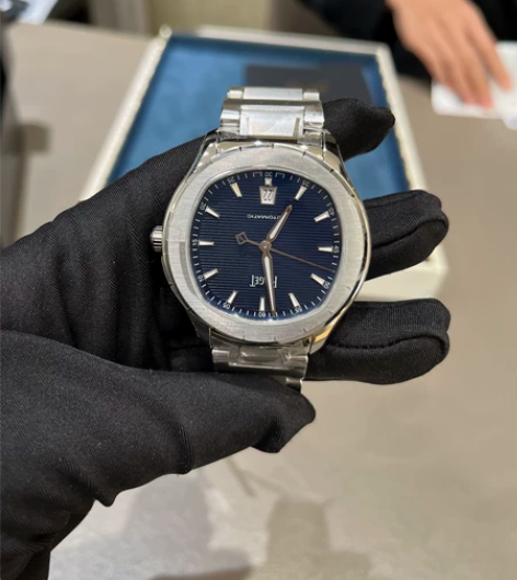 伯爵鹦鹉螺蓝盘 全套带盒子