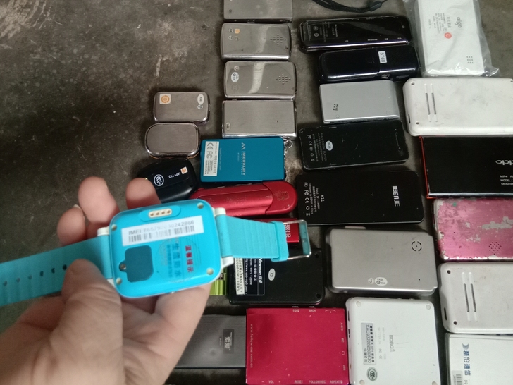 出35个其中有水果Pm4索爱爱国者老年机小...