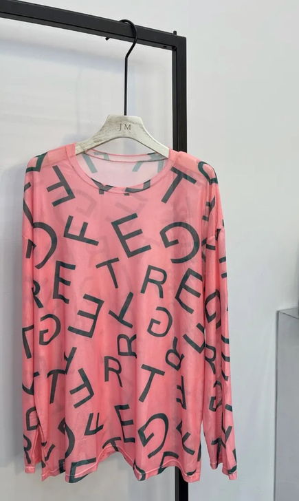 防晒衫,面料超滑,超级舒服,微微透,显白。...