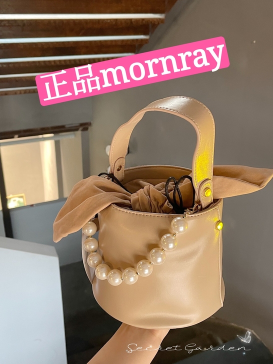 珍珠奶奶包卡其色兔耳朵包氛围感满满简约百搭...