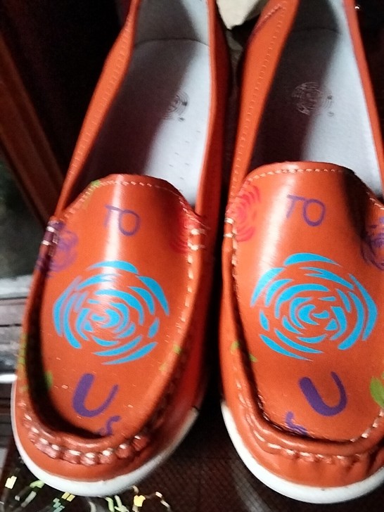 真皮坡跟女鞋40码