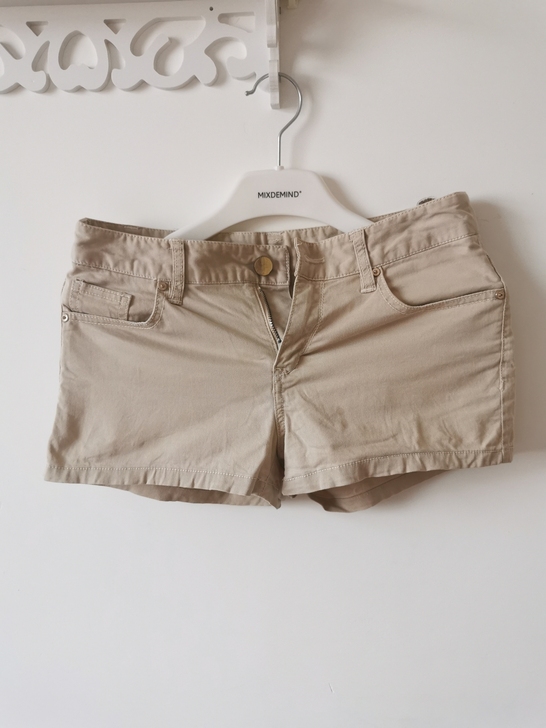 短裤，美邦的，20包邮