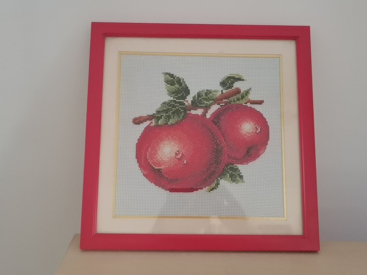 十字绣装饰画,34*34,不包邮,不退换。