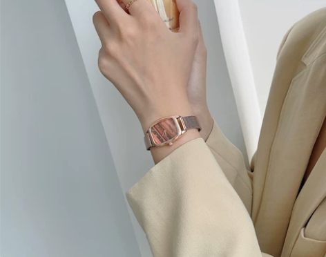 小众轻奢手表女款2022年新款简约气质in...