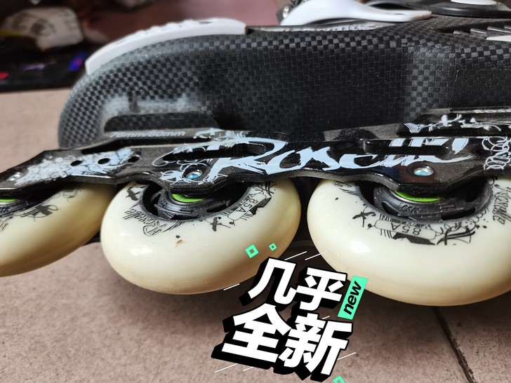 42码的洛神轮滑，买来想学又给耽误了，玩过...