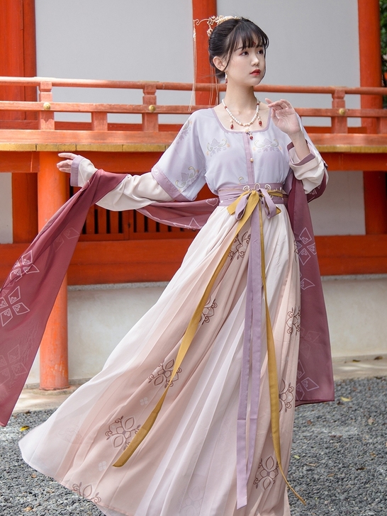 远山乔 踏歌行 全套L无披帛 原创印花齐腰...