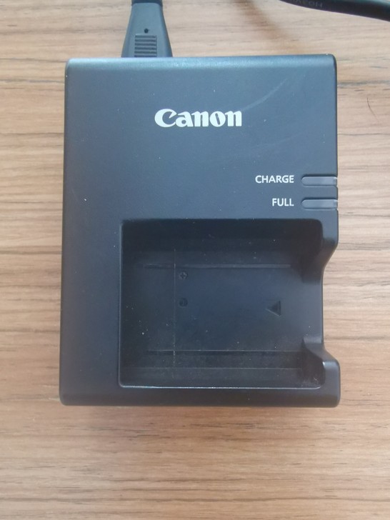 二手EOS 1300D、1200D、110...