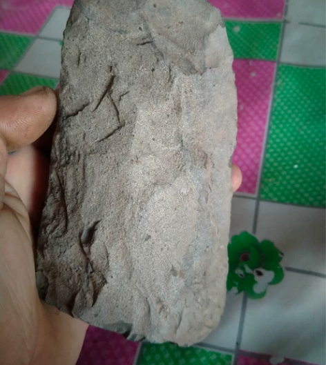 红山石器时代石斧子,做标本的带走68 感兴...