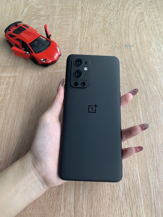 一加9pro 12+256G 98新,机器...