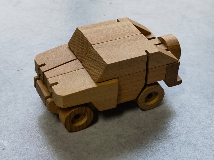 班门乐府 木制变形金刚 吉普车 变形机器人