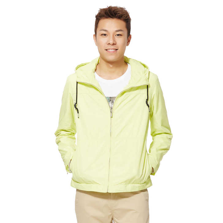 森马简约休闲抽绳连帽外套