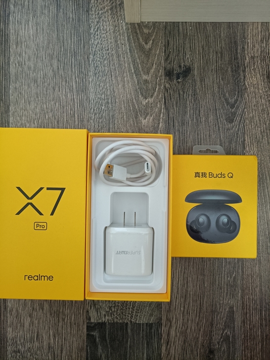 原装 真我 reaIme 65W充电器  ...