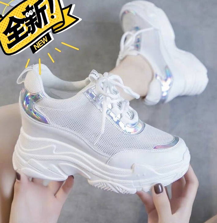 ［闲置］小白鞋女潮鞋春夏透气网面内增高厚底...