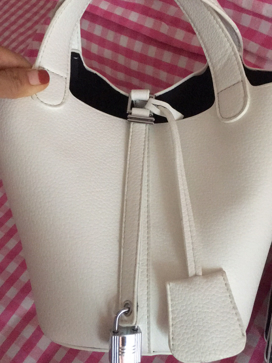 两个包100包邮,不退不换,事多绕道