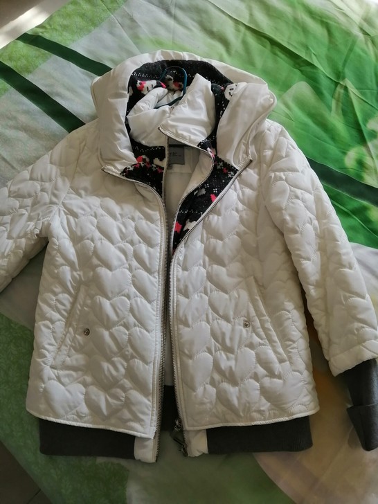 森马棉服，基本没穿，本人胖了穿不了了