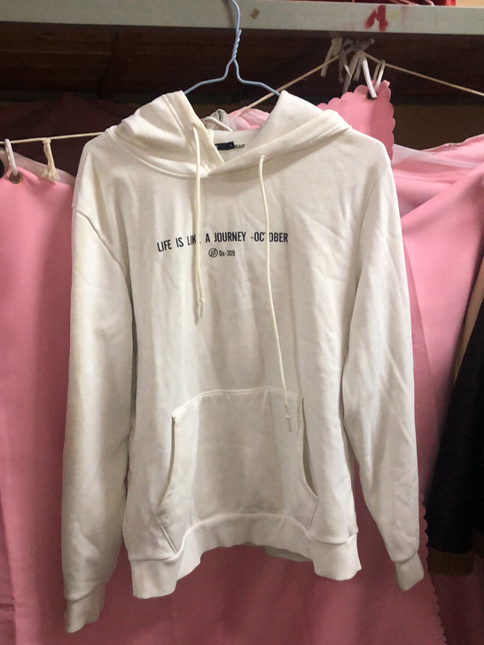 八成新 森马白色卫衣 m码 学校班服