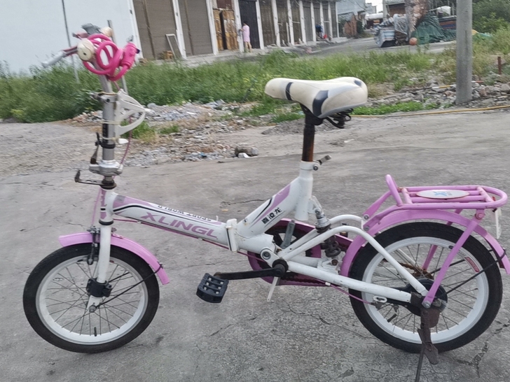 折叠自行车闲置了出售,赠送一条绳索带二把钥...