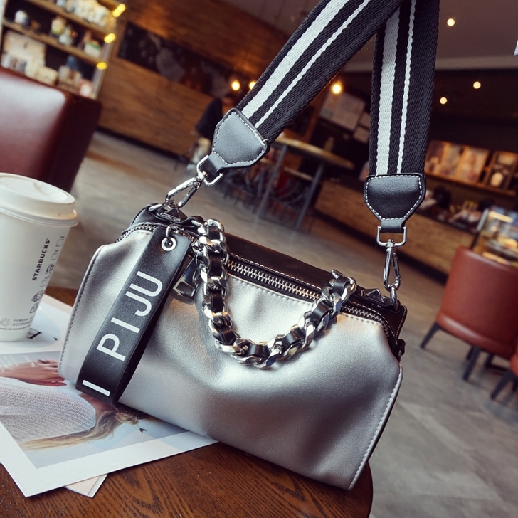 2020欧美新款休闲手提包横款桶形包软皮多...