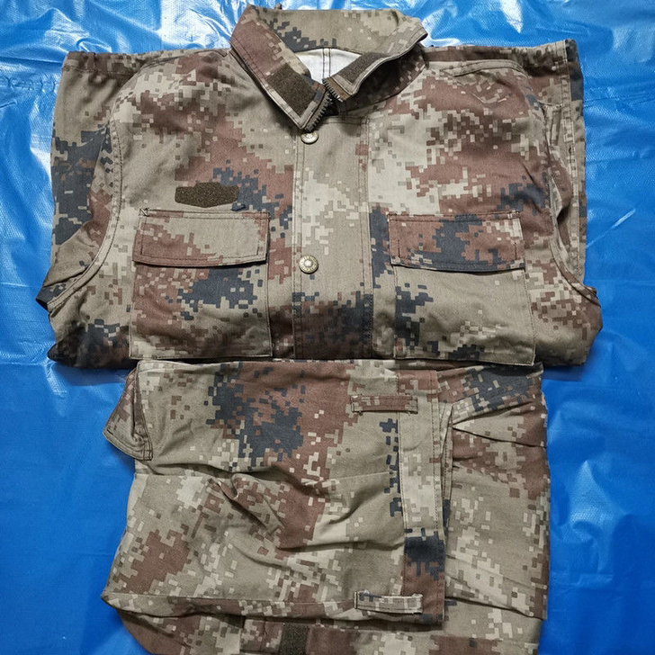 只卖正品，秋冬厚款迷彩服，阻燃结实耐磨，适...