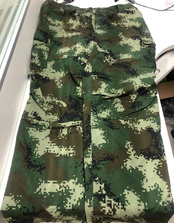 二手你迷彩服  35一条 不包邮，私聊发尺码