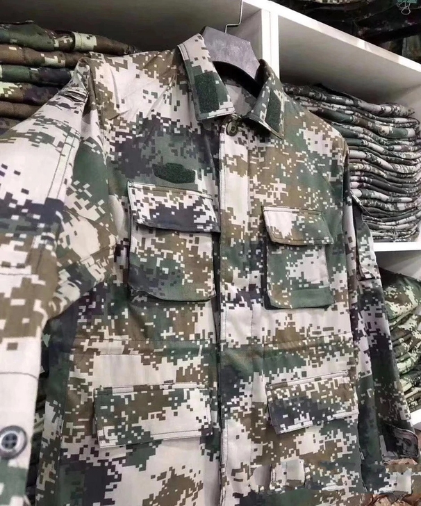 二手八成新工作服