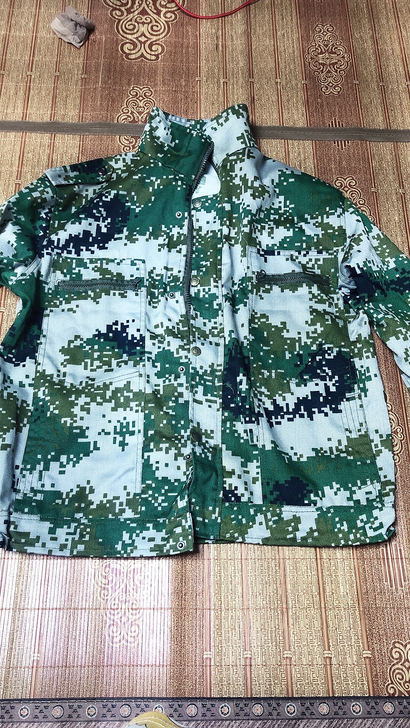 学生军训服.棉质透气.适合初中生,一套衣服...