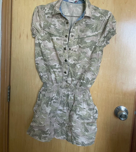 ES几乎全新 100%棉 迷彩服女装 超短...