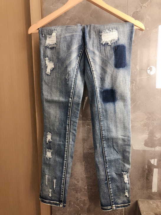 太平鸟牛仔裤女，码号S，穿一次，不议价不退...