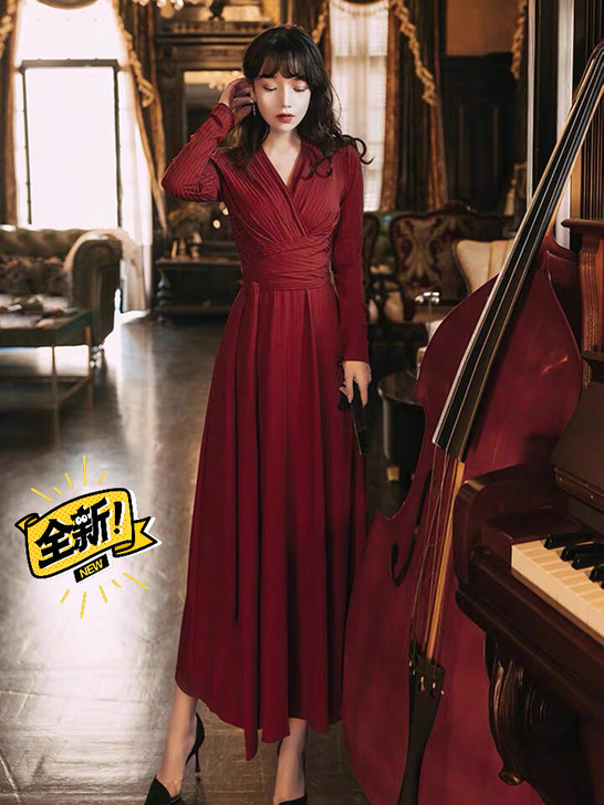 复古赫本风红色长袖连衣裙，全新（江浙沪包邮）