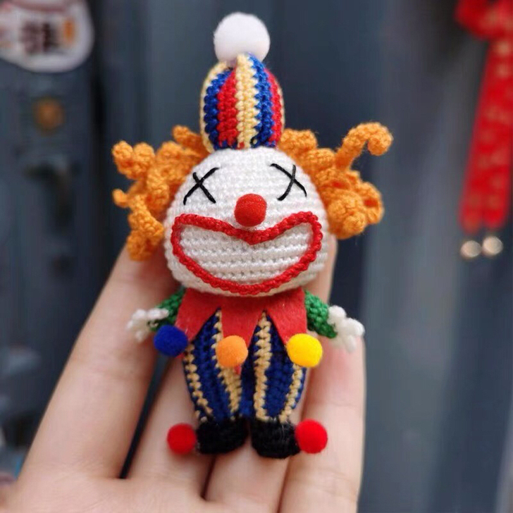 手工针织玩偶挂件