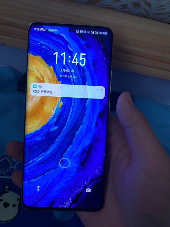 魅族18pro+魅族手表。