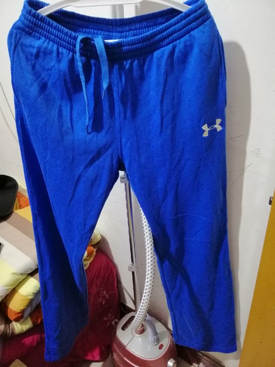 正品安德玛  蓝色加绒裤子 出口西亚单，棉...