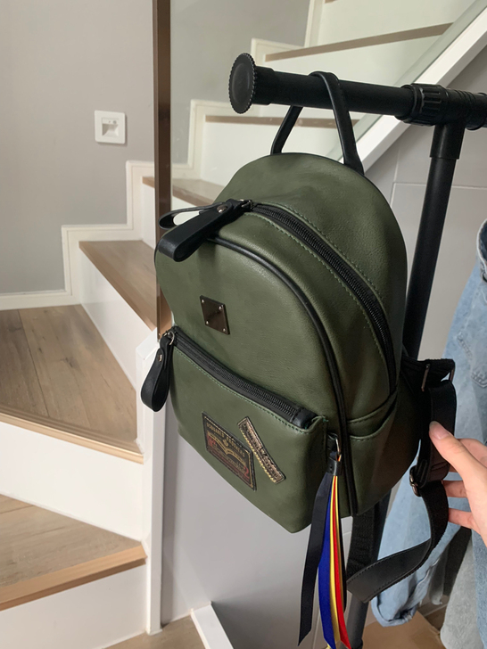 包包小背包墨绿色