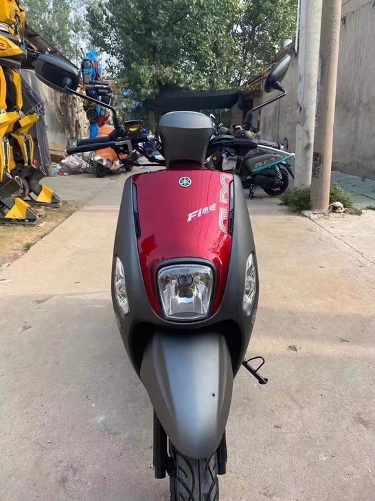 二手摩托车 踏板车 跑车 跨骑车批发零售