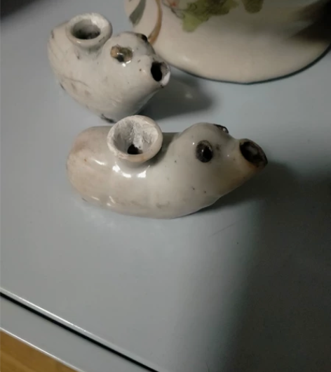 一对水滴(文房用具)看上说话，全伤残，后修...