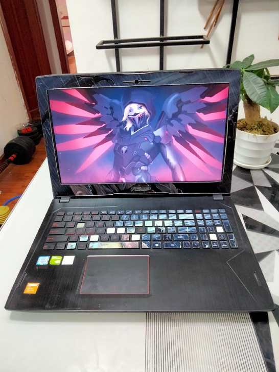 华硕飞行堡垒FX60V笔记本电脑游戏本i7...