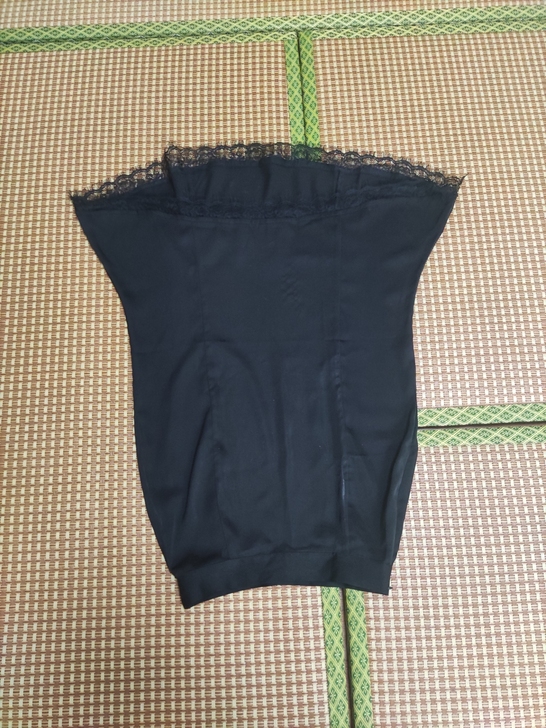 XWI品牌半身鱼尾裙，是L号的，全新没穿过...