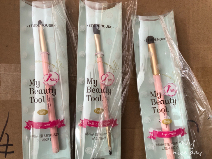 全新爱丽小屋眼影刷，唇刷，眼线刷9一支，需...