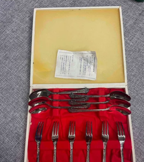 精美日本回流银制餐具一套，未使用全新，带原...