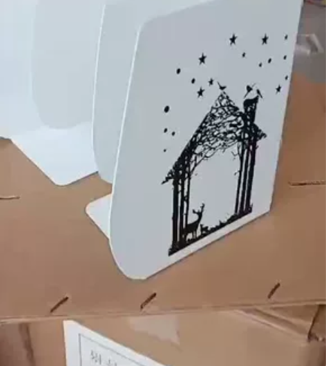 大号伸缩书立 最大可拉长约为45厘米，高1...