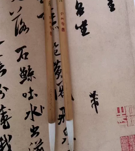 湖州王一品出品毛笔，长锋兼毫 出锋：7.2...