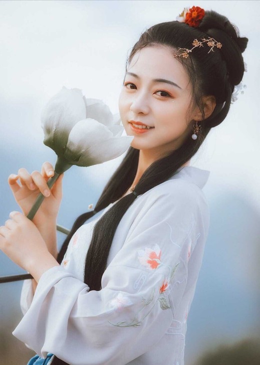 素羽华裳  蝶恋花是原创正品 整体效果显高...