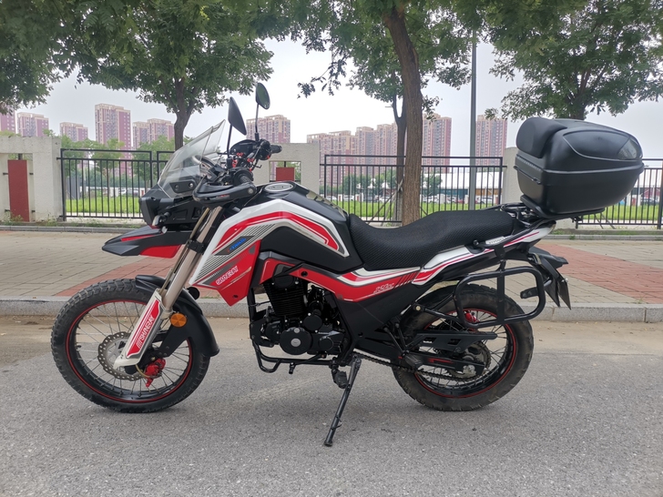 出售17年购买的鑫源250拉力摩托车，公户...