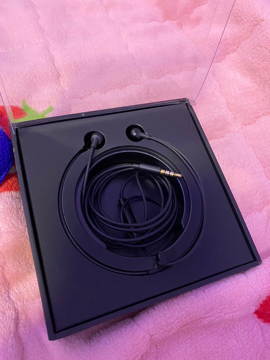 网易云氧气耳机黑色，几乎全新，前男友送的，...