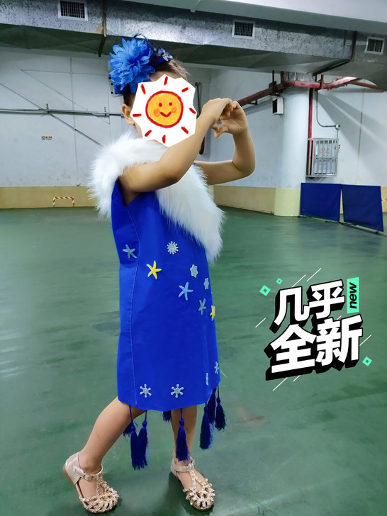 尹设计,头饰,衣服及大毛毛三件套,独一无二...