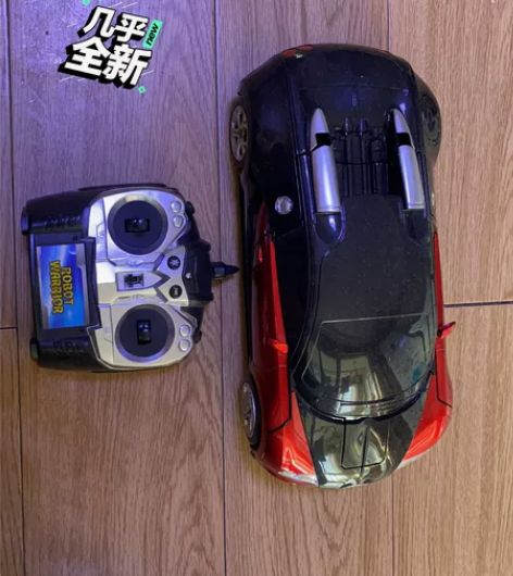 新旧程度 :9成新,声光电遥控汽车,可变形...