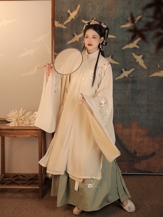急出！【牡丹记】袄裙刺绣立领褶裙 明制秋冬...