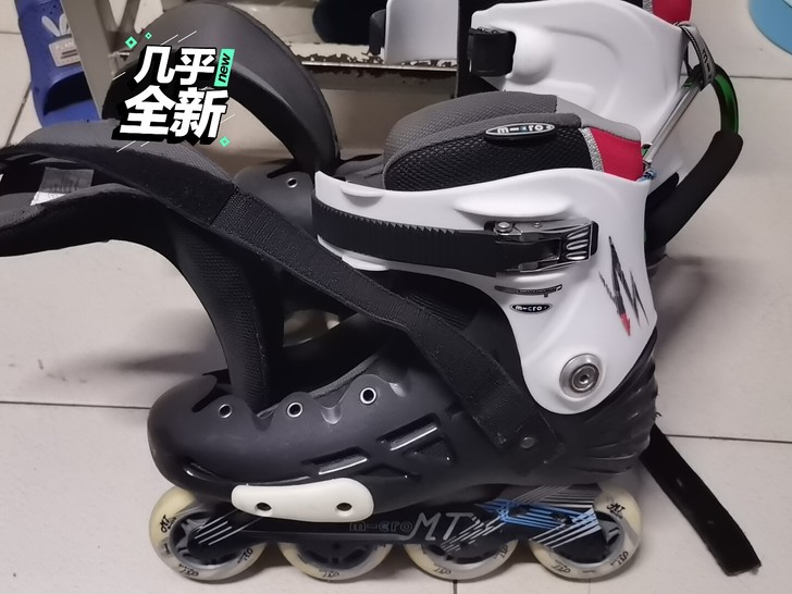 Micro轮滑鞋一双落灰，43码，300多...